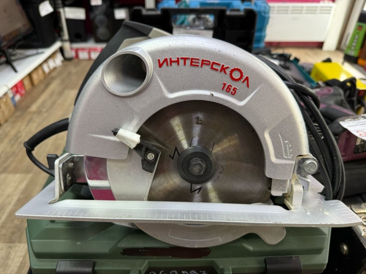 Дисковая пила Интерскол ДП -165/1200