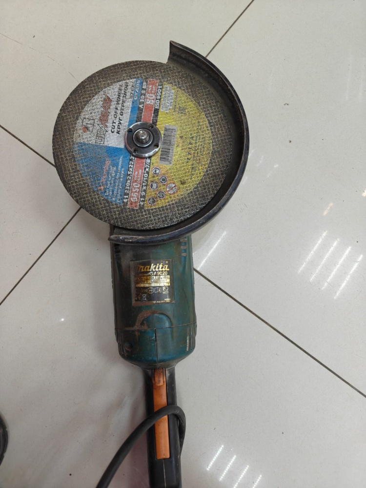УШМ (Болгарка) Makita GA9020