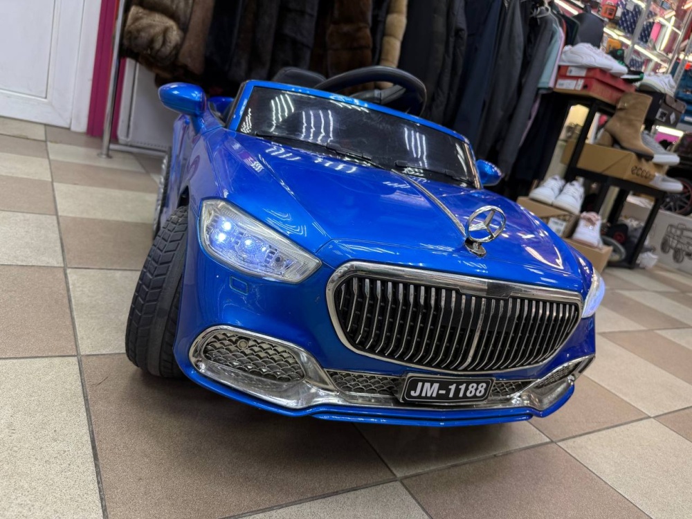 Машина с ПДУ JM-1188