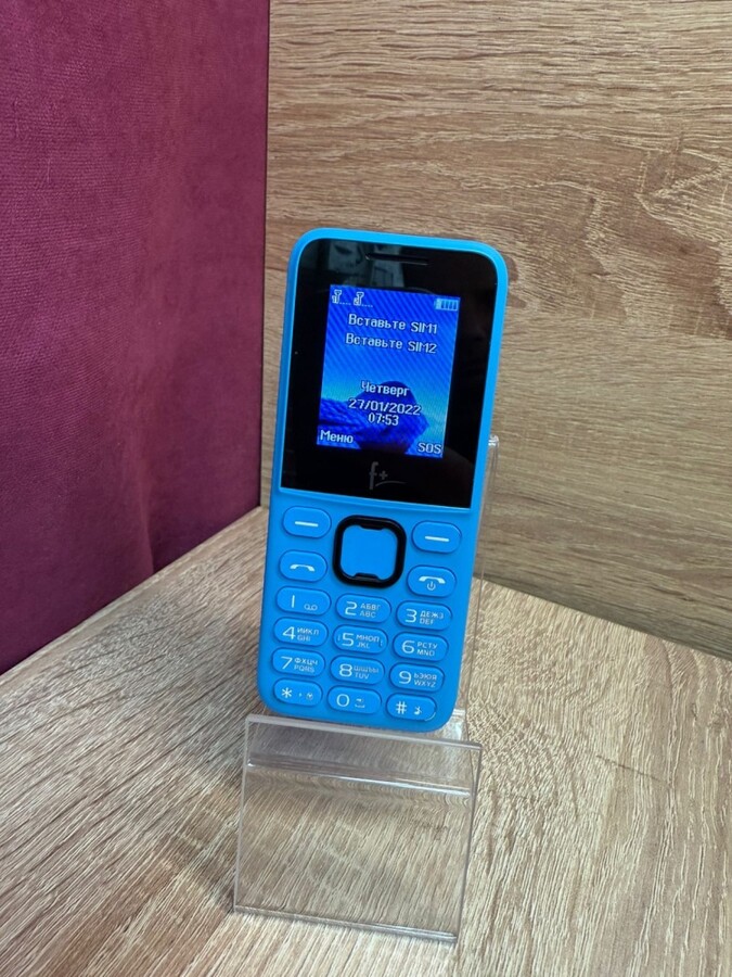 Мобильный телефон Fly