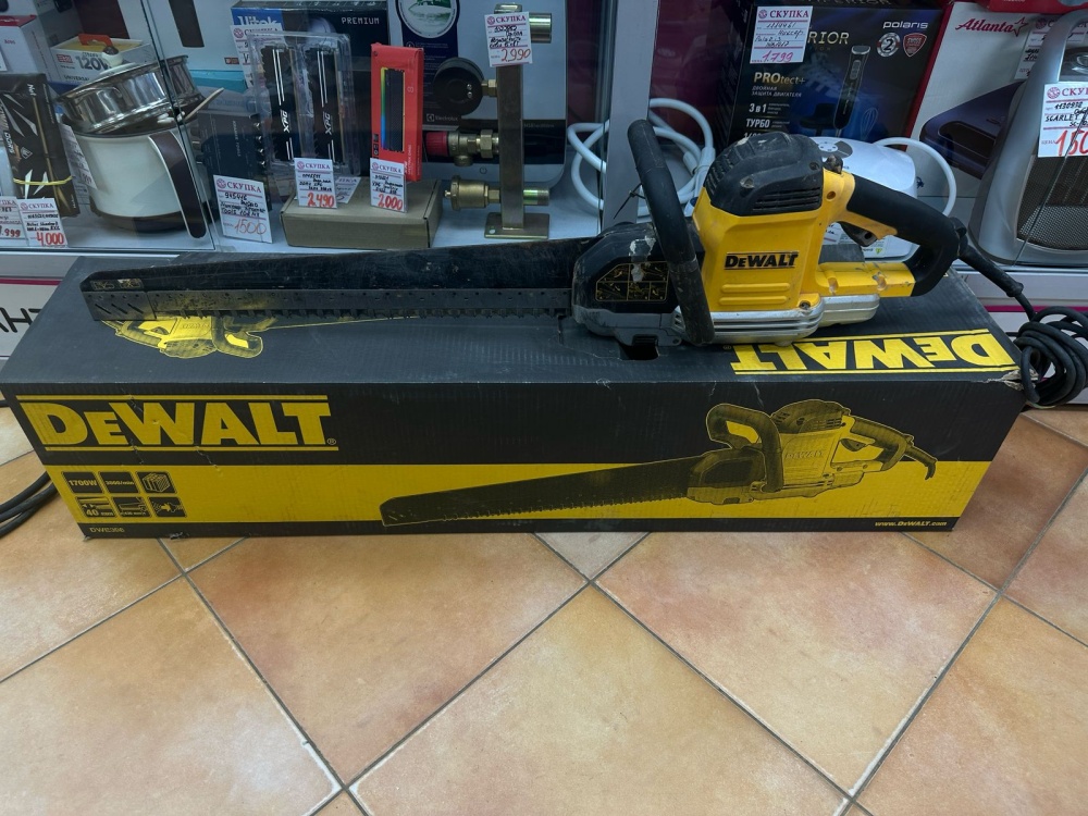 Сабельная пила DEWALT DWE 398-QS