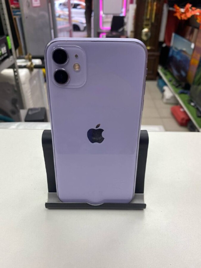 Смартфон iPhone 11 128 Gb
