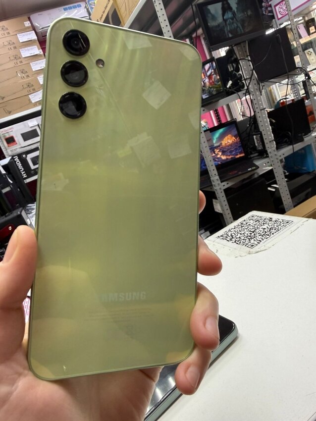 Смартфон Samsung A24 (4\128)