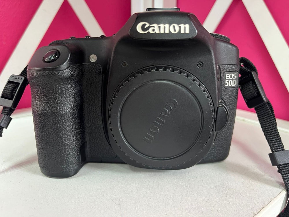 Фотоаппарат Canon EOS 50D