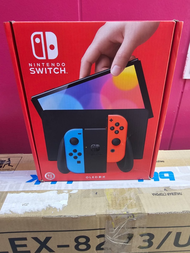 Игровая приставка Nintendo Switch Oled