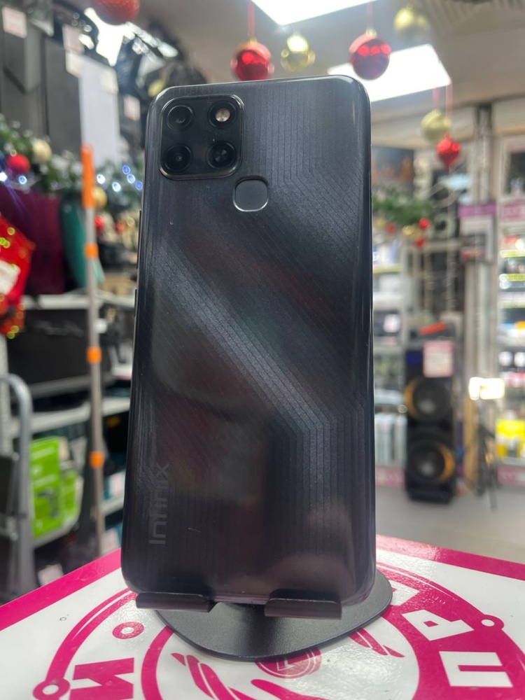 Мобильный телефон Infinix Smart 6 2/32