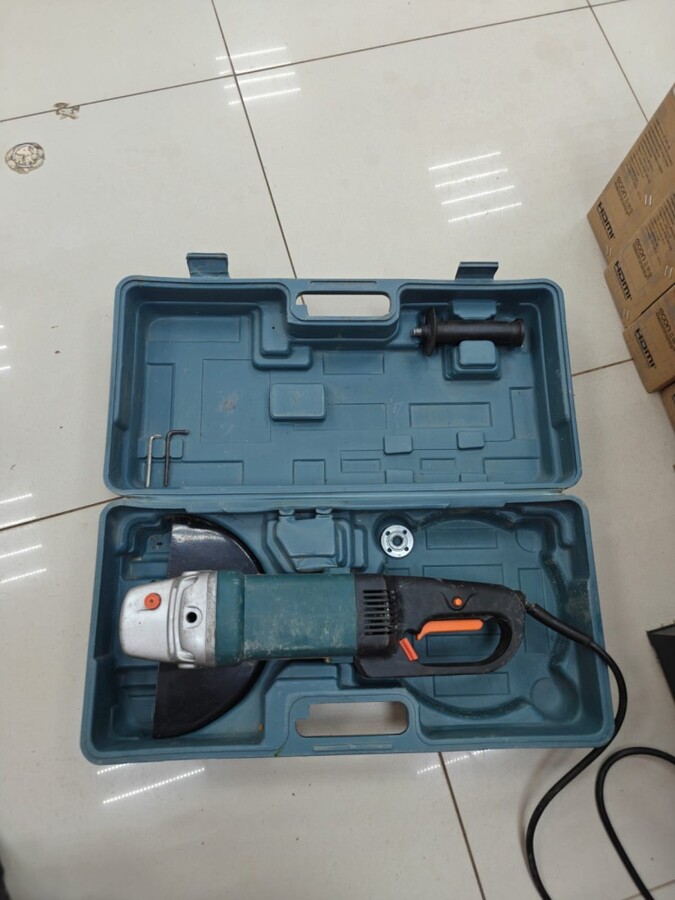 УШМ (Болгарка) Sturn AG9023S