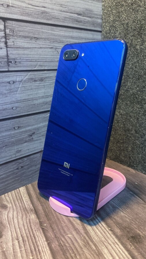 Смартфон Xiaomi 8 Lite 4.64