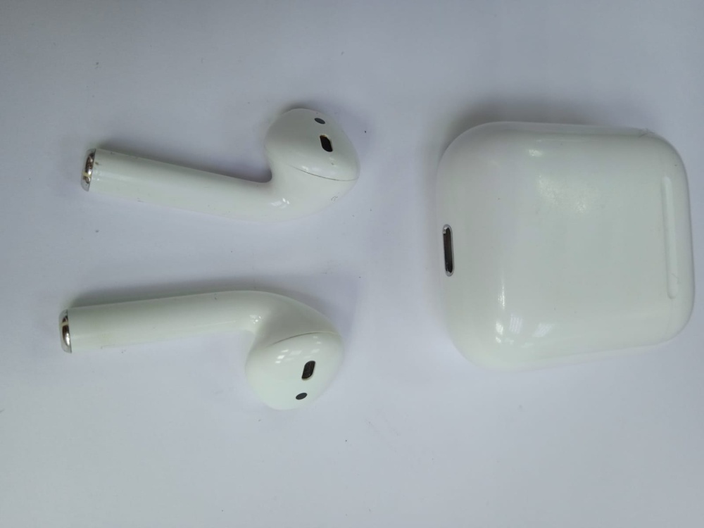 Наушники Airpods