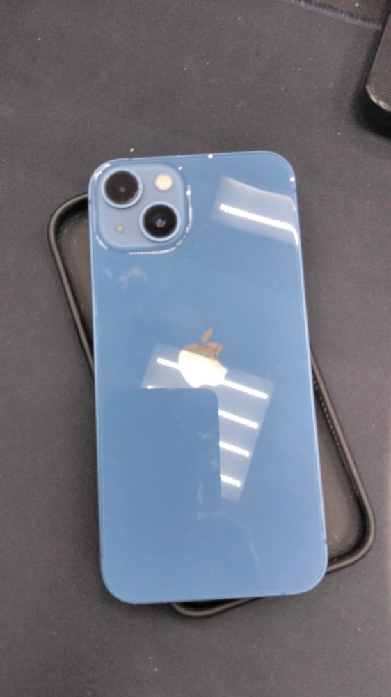 Смартфон iPhone 13 128 Gb