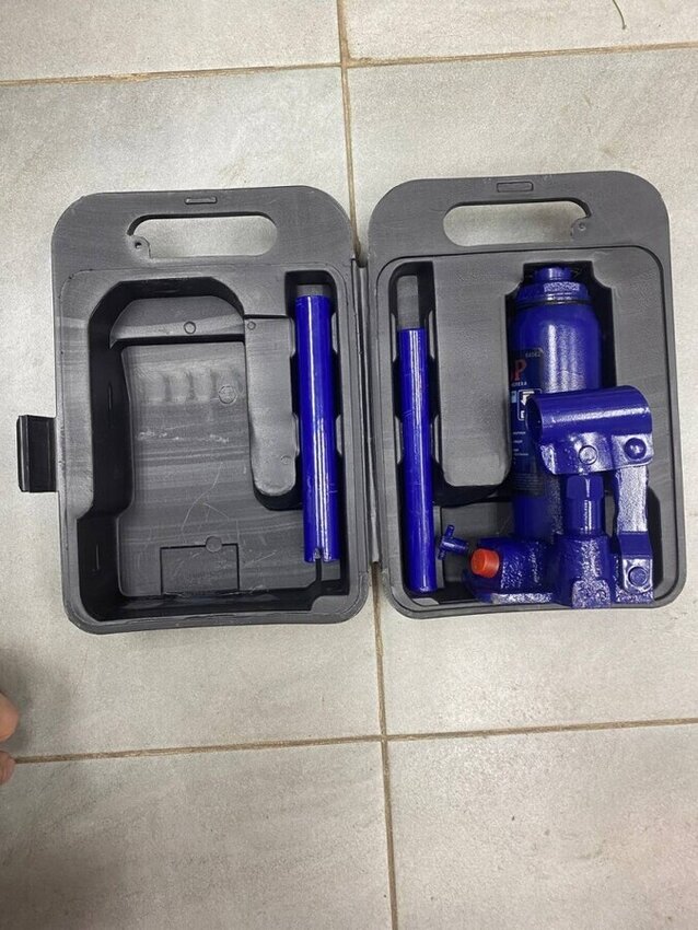 Домкрат 2 тонник