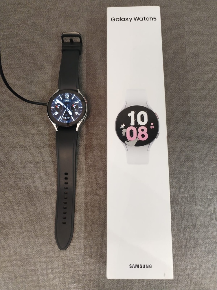Часы samsung watch 5