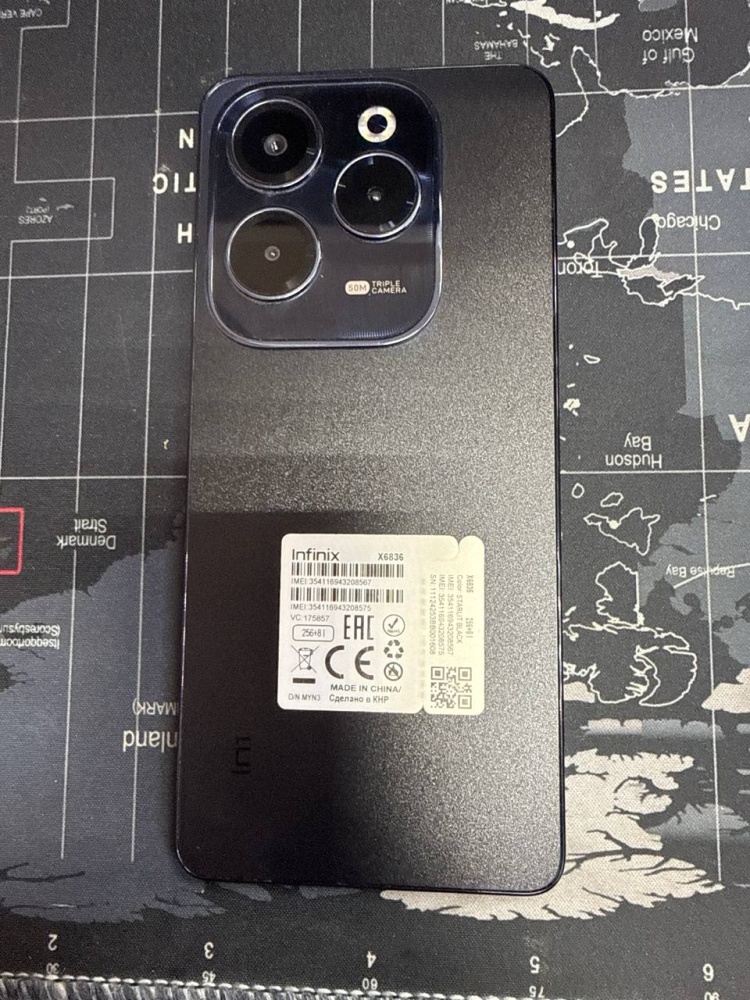 Мобильный телефон Infinix HOT 40 8/256