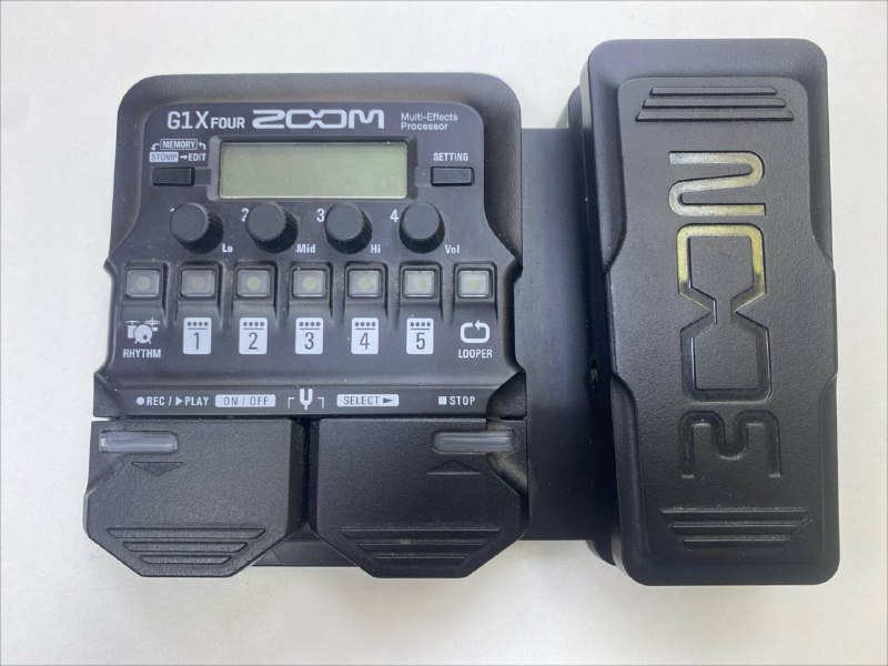 Гитарный процессор g1x four