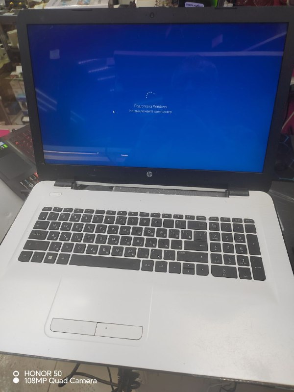 Ноутбук HP 17-Y028UI