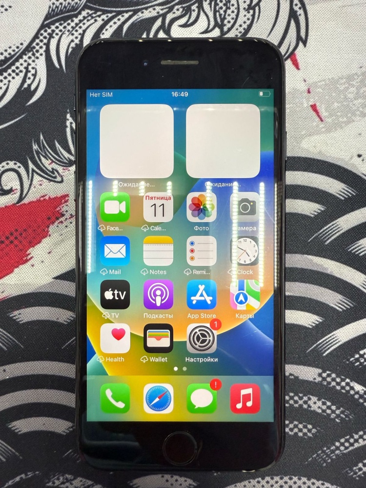 Смартфон iPhone SE 2020 64 Gb
