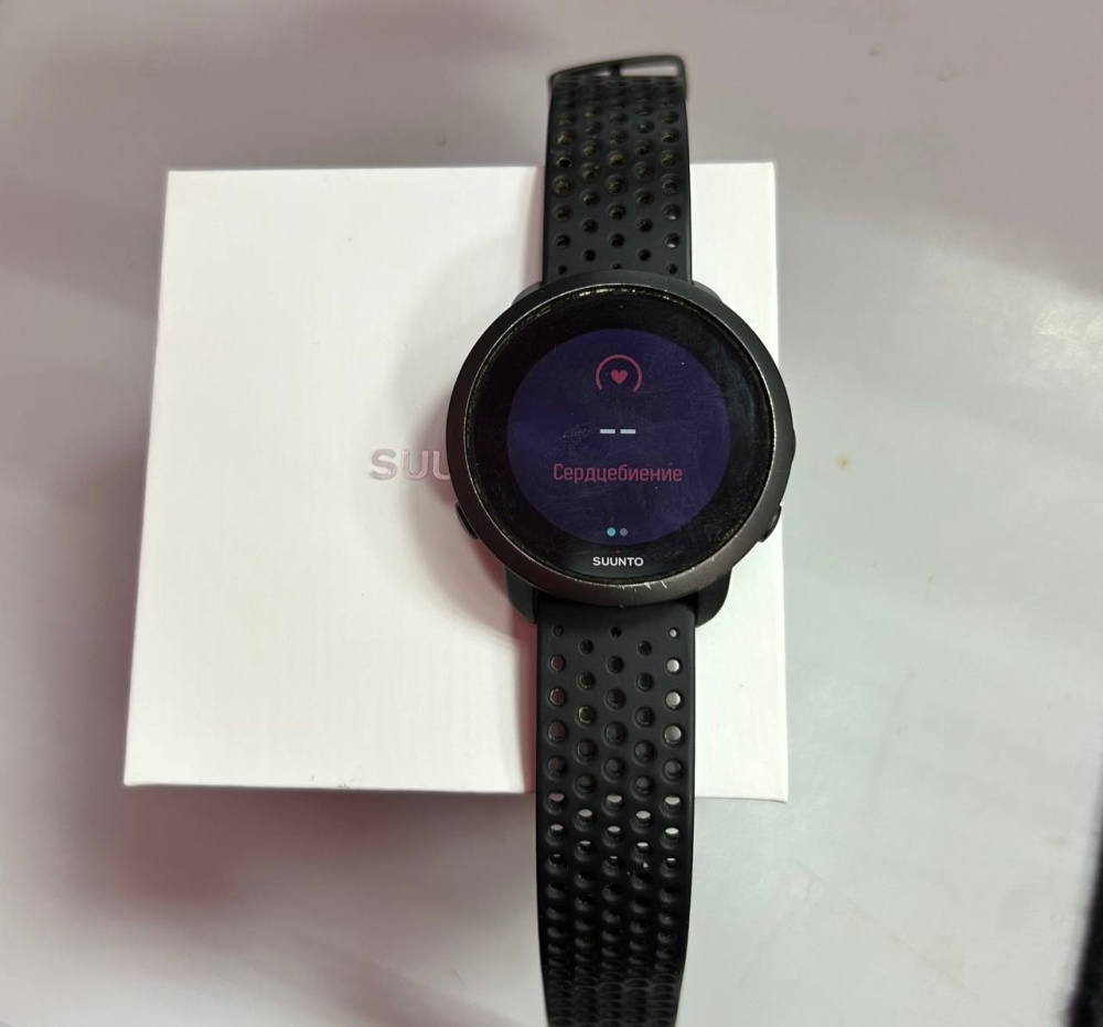 Смарт-часы Suunto 3