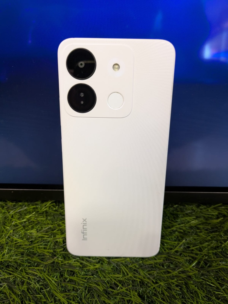 Мобильный телефон Infinix 7HD 2\64