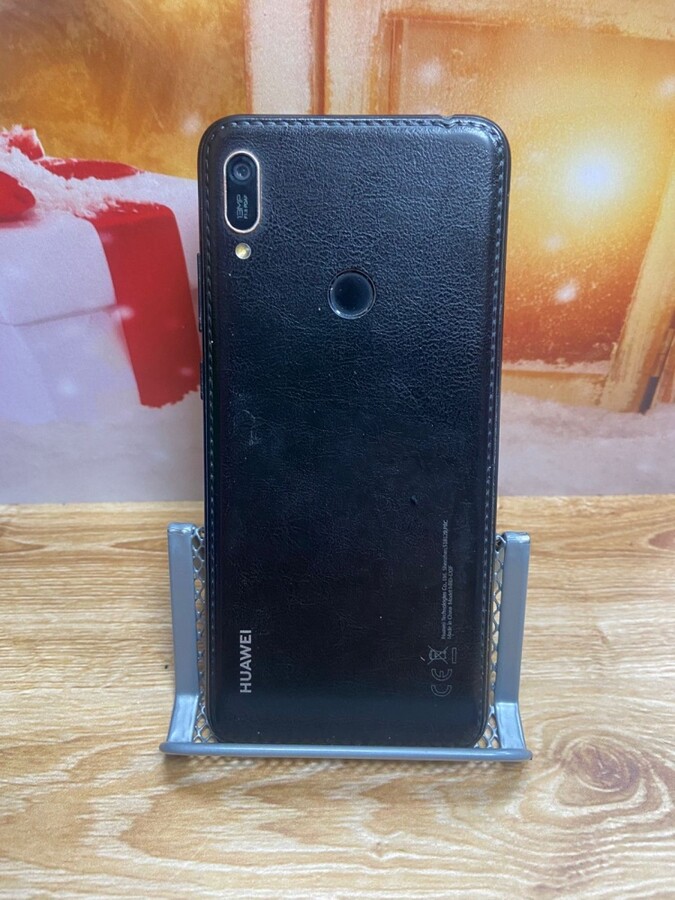Смартфон Huawei Y6 2019 2/32