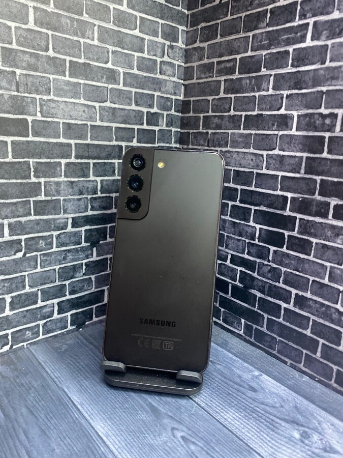Смартфон Samsung S22 6/128gb