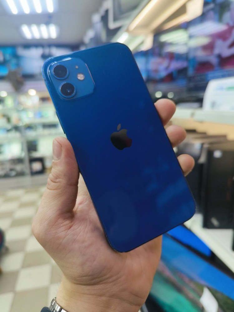 Смартфон iPhone 12 64 Gb