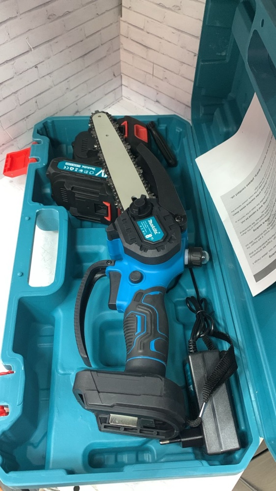 Сучкорез Makita