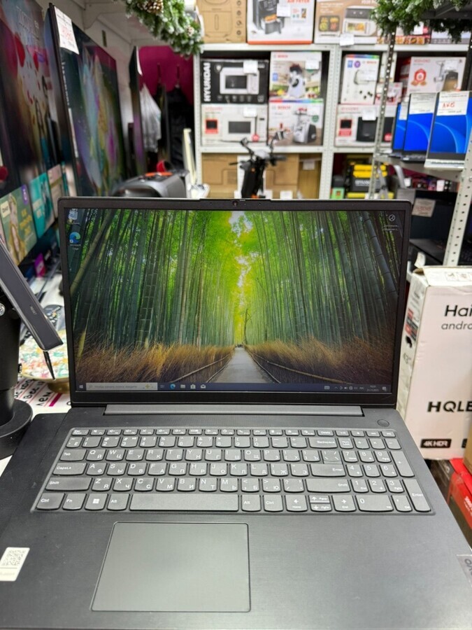 Ноутбук Lenovo Core i3(20\256)