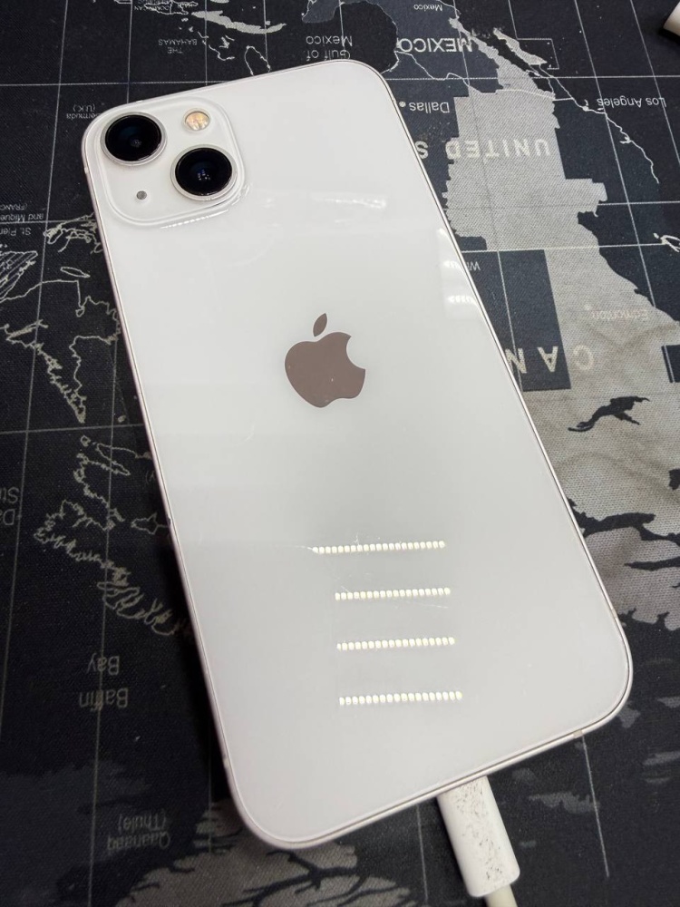 Смартфон iPhone 13 128 Gb