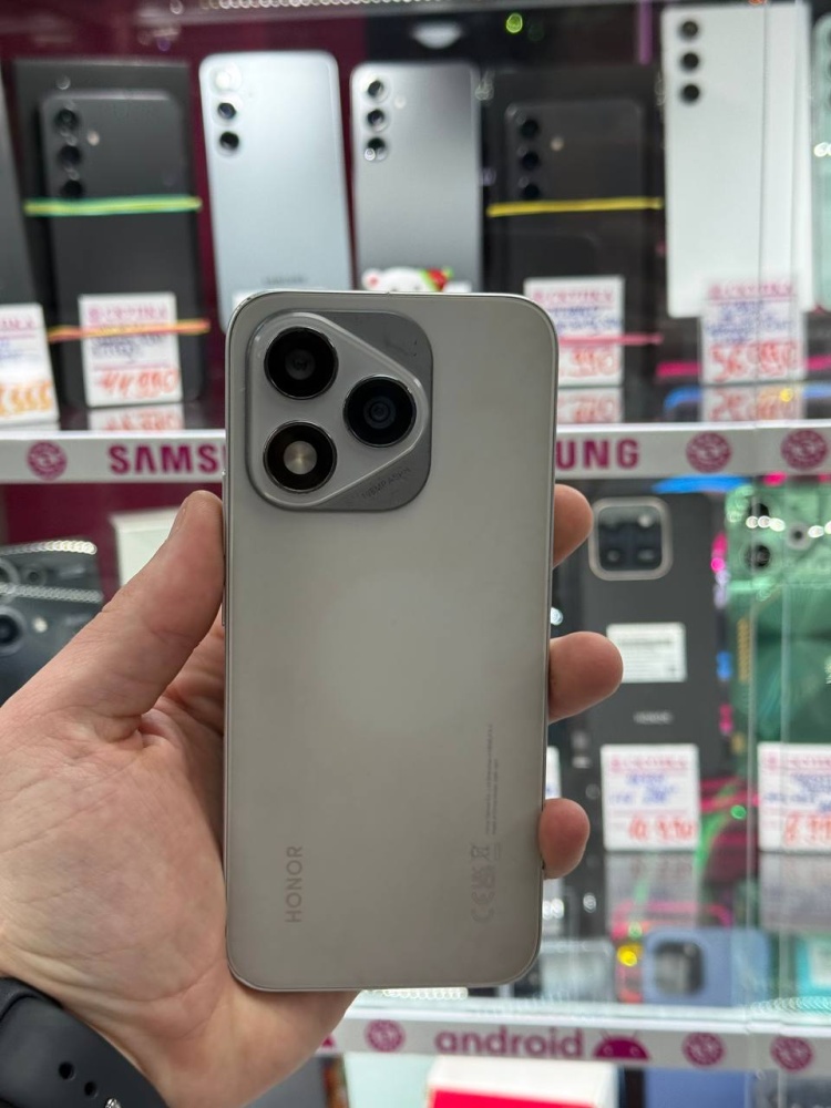 Смартфон Honor 400 Lite