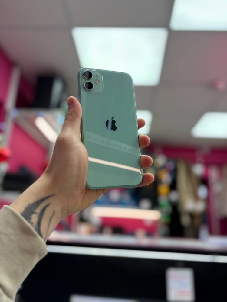 Смартфон iPhone 11 64Gb