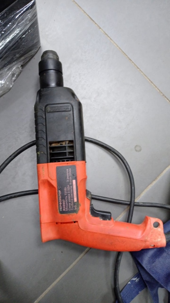 Перфоратор RH 0607