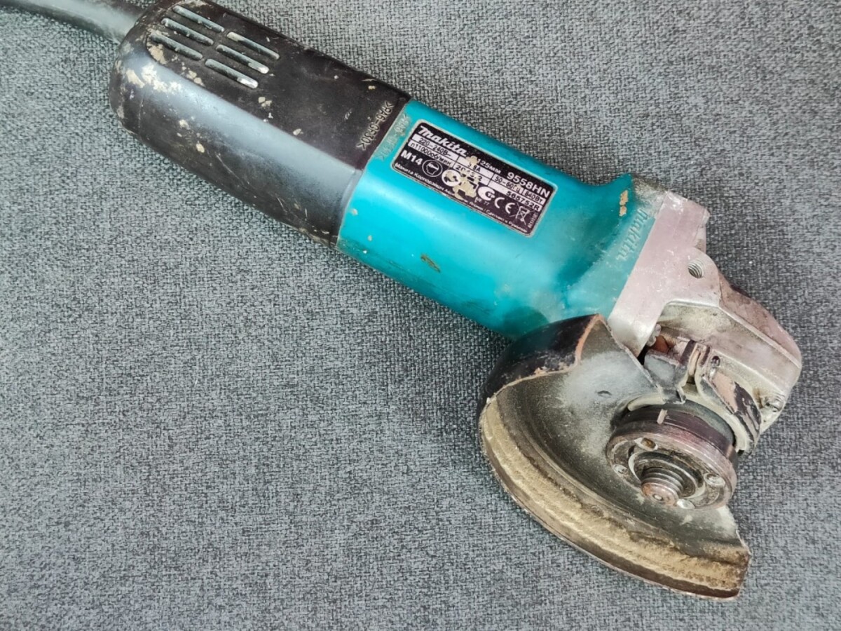 УШМ (Болгарка) Makita 9558HN