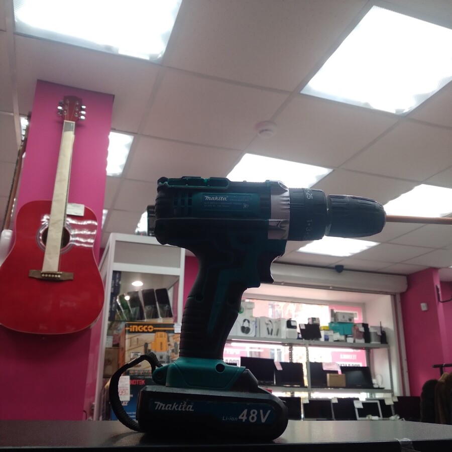 Шуруповерт cиний