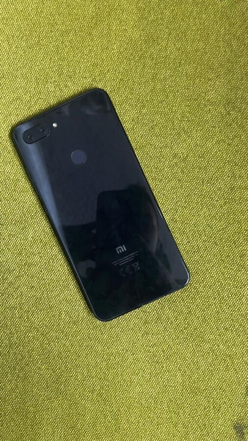 Смартфон Xiaomi mi 8 Lite 4/64