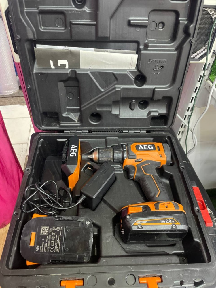 Шуруповерт AEG BS18G4