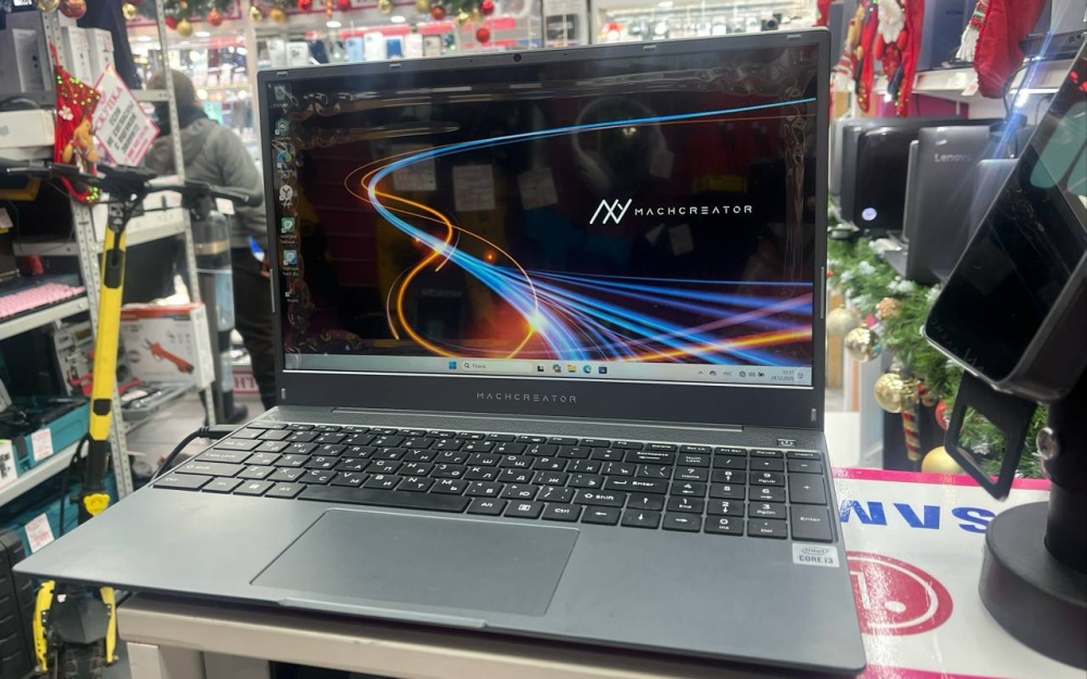 Ноутбук др марка Machreator i3-1005G1/8/256SSD