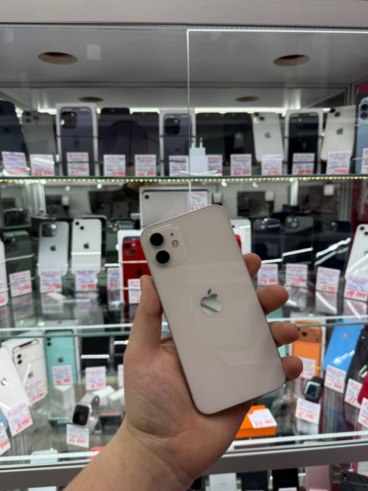 Смартфон iPhone 12 64 Gb 79%