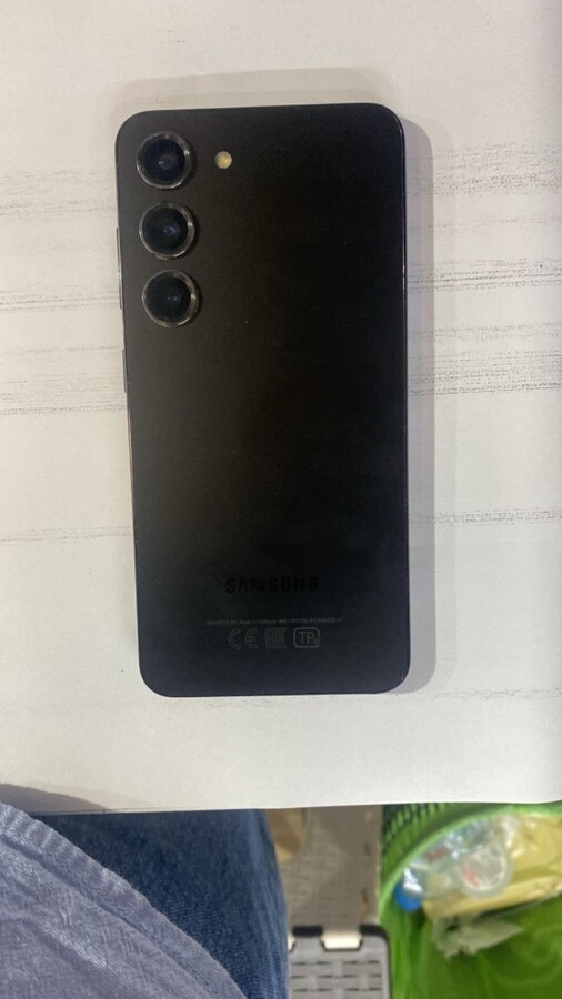 Смартфон Samsung S23