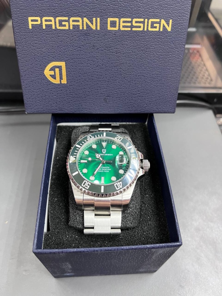 Часы Pagani design