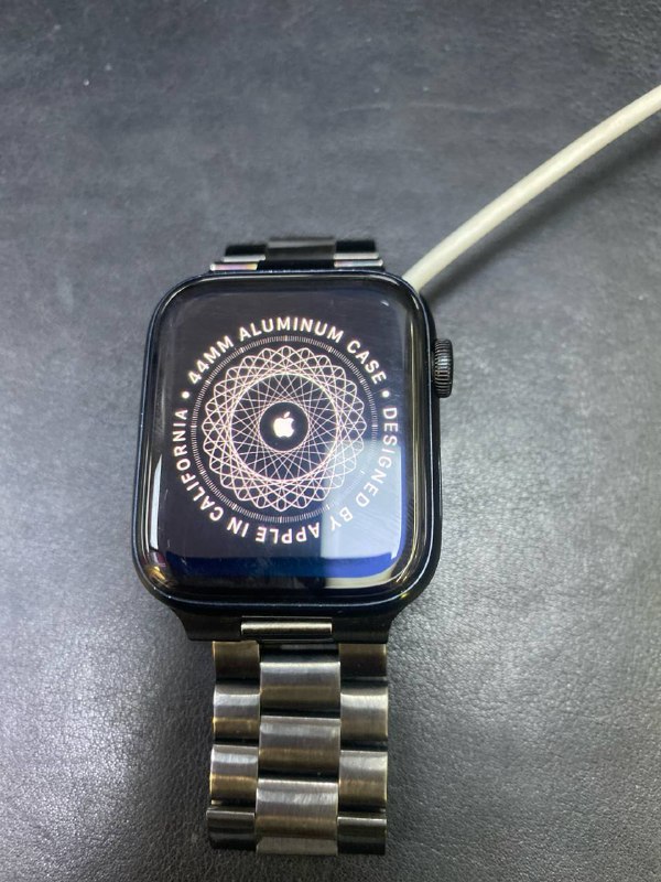 Часы Apple Watch Se gen 2 44mm