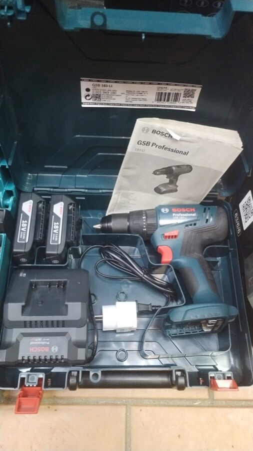 Шуруповерт Bosch GSB-183 L