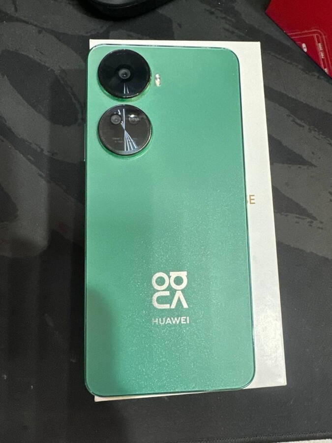 Смартфон Huawei Nova 12 SE