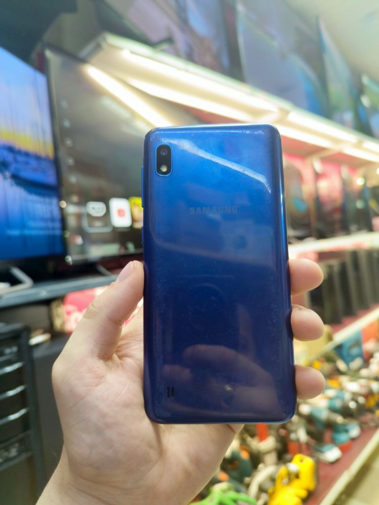 Смартфон Samsung A10 2/32