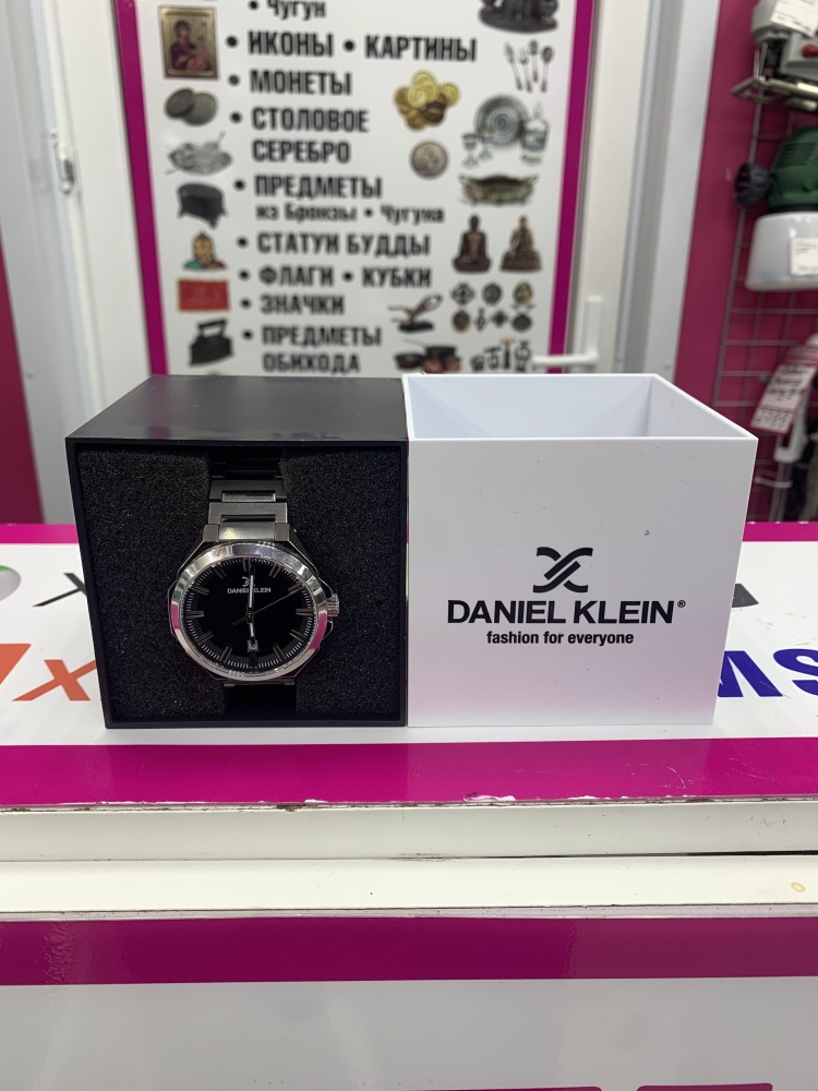 Часы DANIEL KLEIN