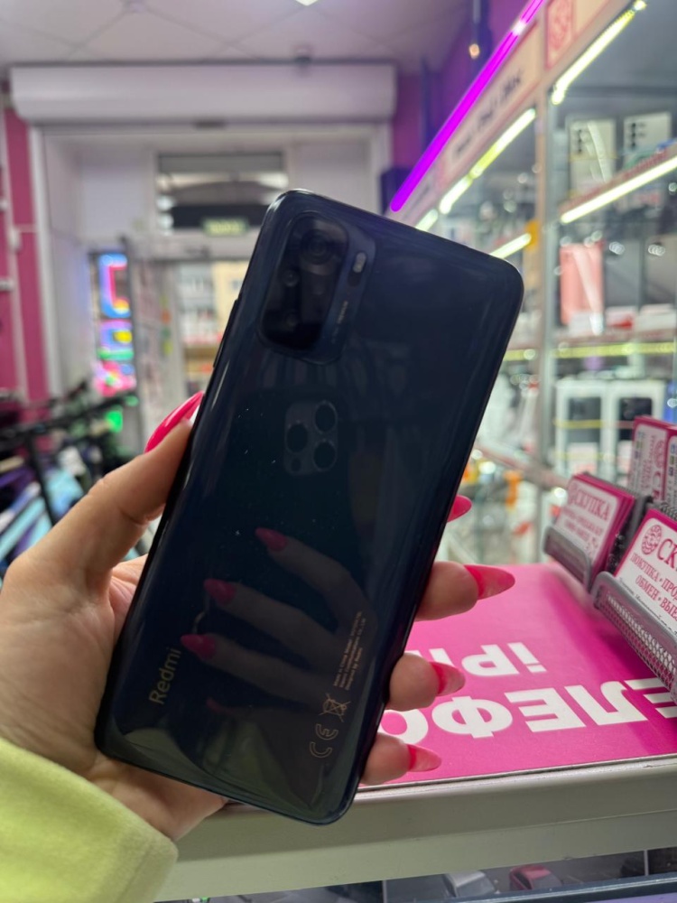 Смартфон Xiaomi Redmi note 10 4-64