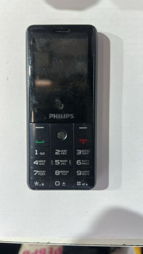 Мобильный телефон Philips