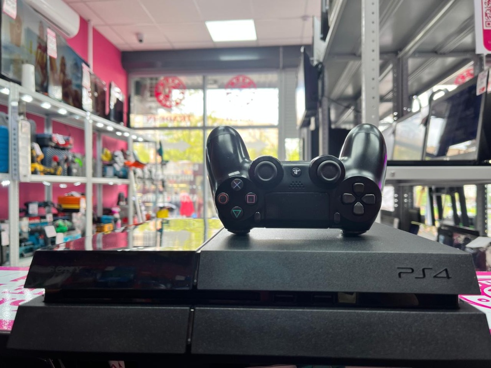 Игровая приставка Sony PlayStation 4 fat 500гб