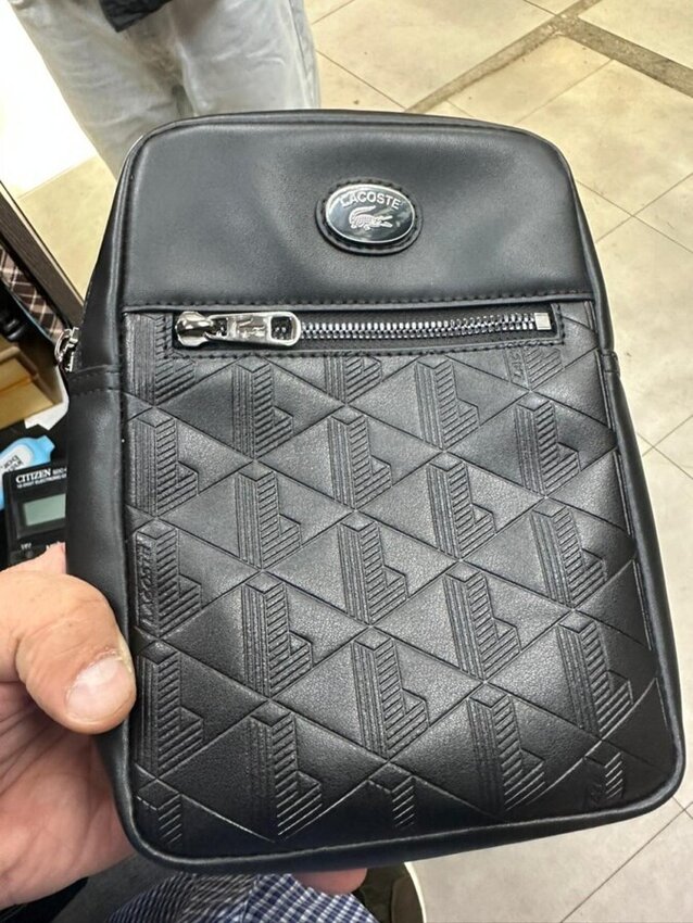 Сумка Lacoste через плечо