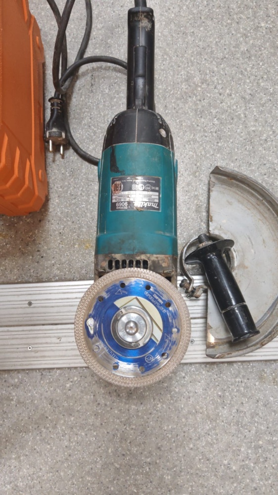 УШМ (Болгарка) Makita 9069