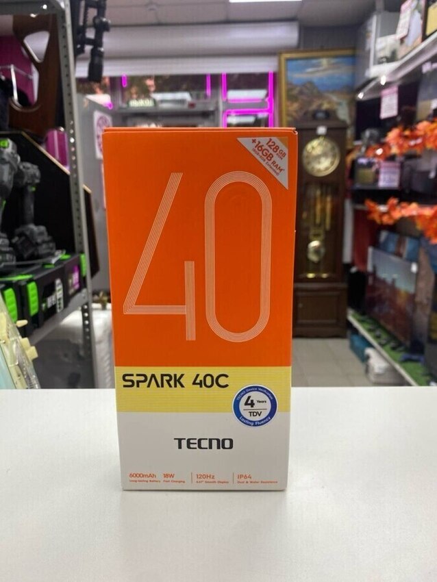Мобильный телефон Tecno Spark 40c 128gb